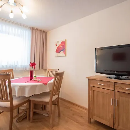 Haus Andreas 아파트 *